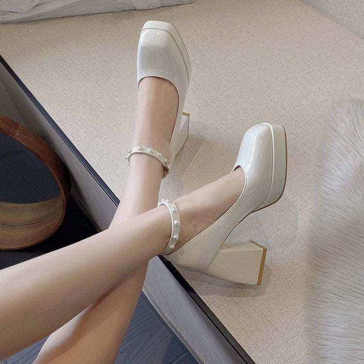 Chic Block Heel Pumps Elizabeth Ainsley High Heels