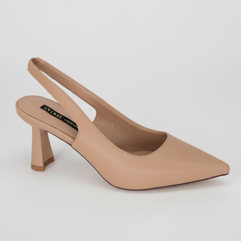 Chic Retro Pointed Heels by Elizabeth Ainsley