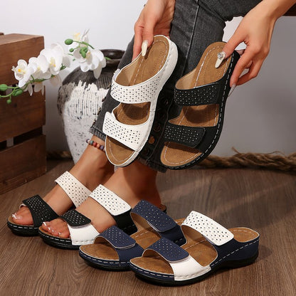 Artistic Elizabeth Ainsley Plus-Size Wedge Sandals