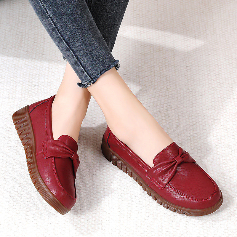 Elegant Comfort Elizabeth Ainsley Flat Leather Loafers