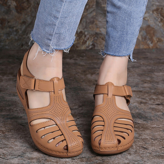 Chic Comfort Elizabeth Ainsley Everyday Wedge Sandals