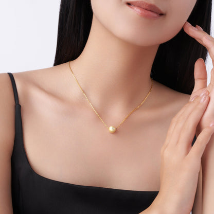 Elegant Necklace with Brushed Pendant & Sparkling Gemstone
