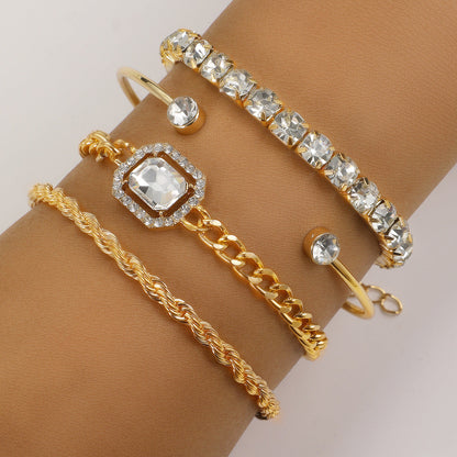 Gold Heart Charm Bracelet