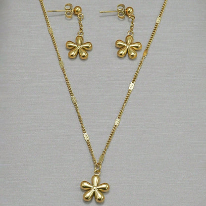 Floral Pendant Necklace & Matching Drop Earrings