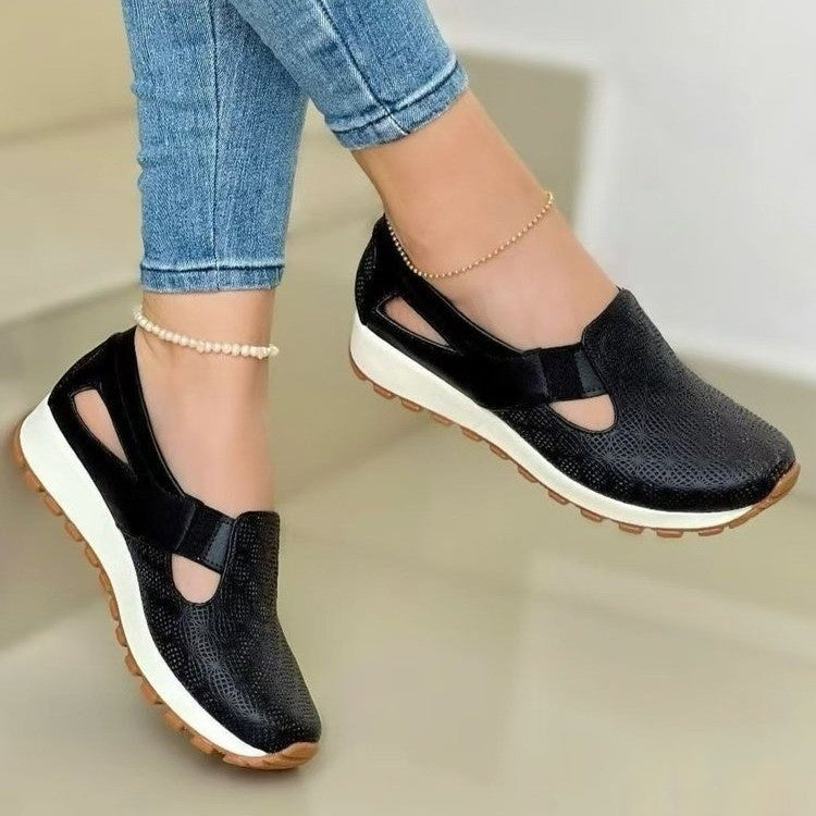 Versatile Elizabeth Ainsley Chunky Slip-On Casual Flats