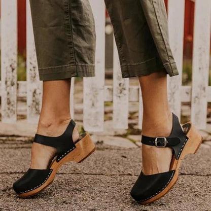 Chic Platform Sandals by Elizabeth Ainsley