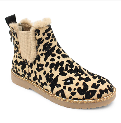 Elizabeth Ainsley Leopard Suede Boots - Warm & Supportive